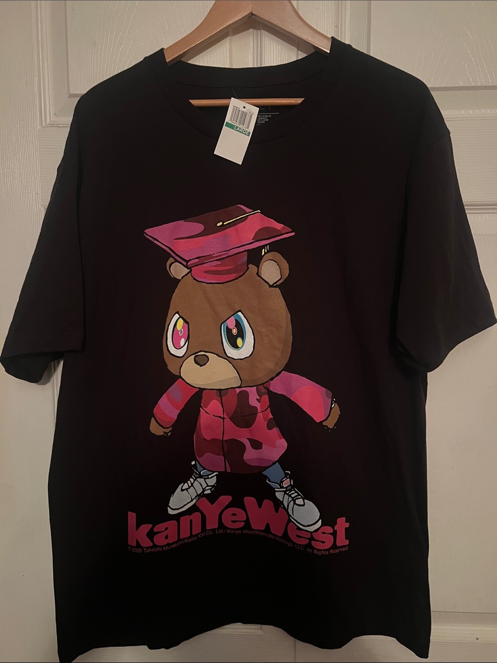 YEEZY Kanye x Takashi Murakami Men's T Shirt 2009 Graduation Bear- Large NWT